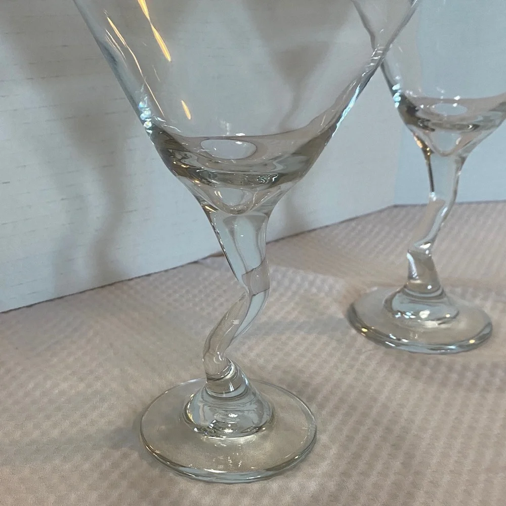 Pier 1 Clear Zig Zag Martini Glasses Set of 2